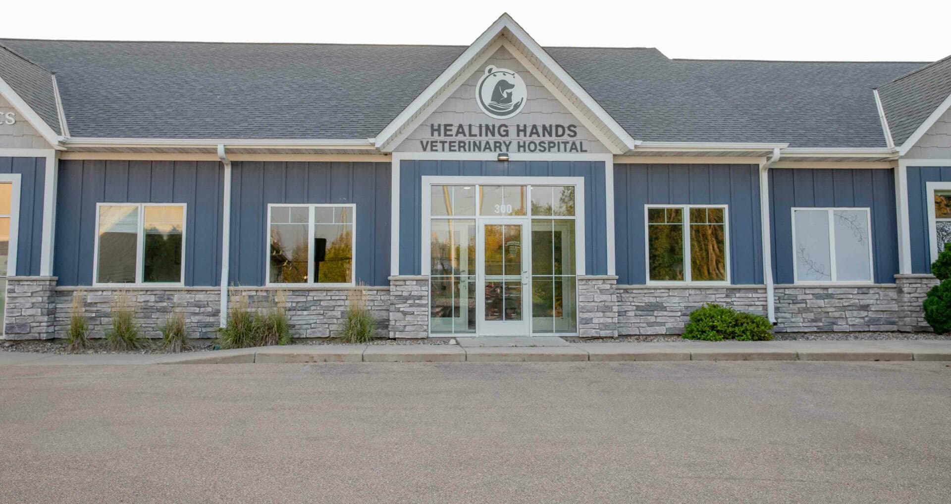 About Healing Hands Veterinary Hospital in Carver, MN